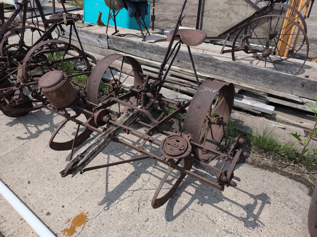 VINTAGE PLANTER
