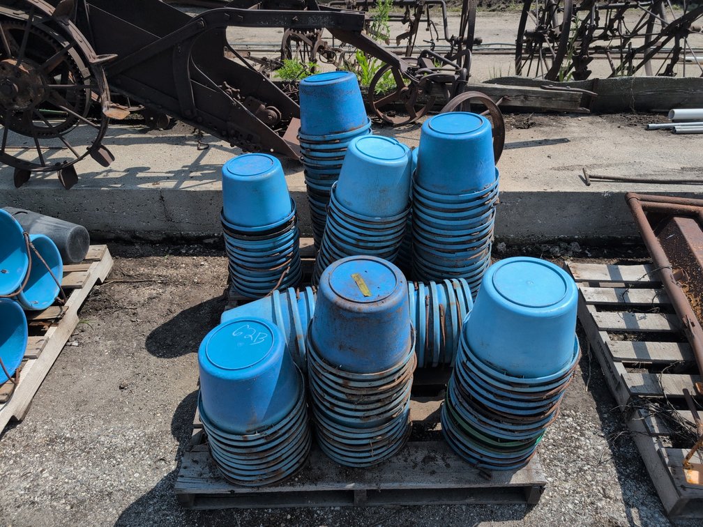 FEED BUCKETS