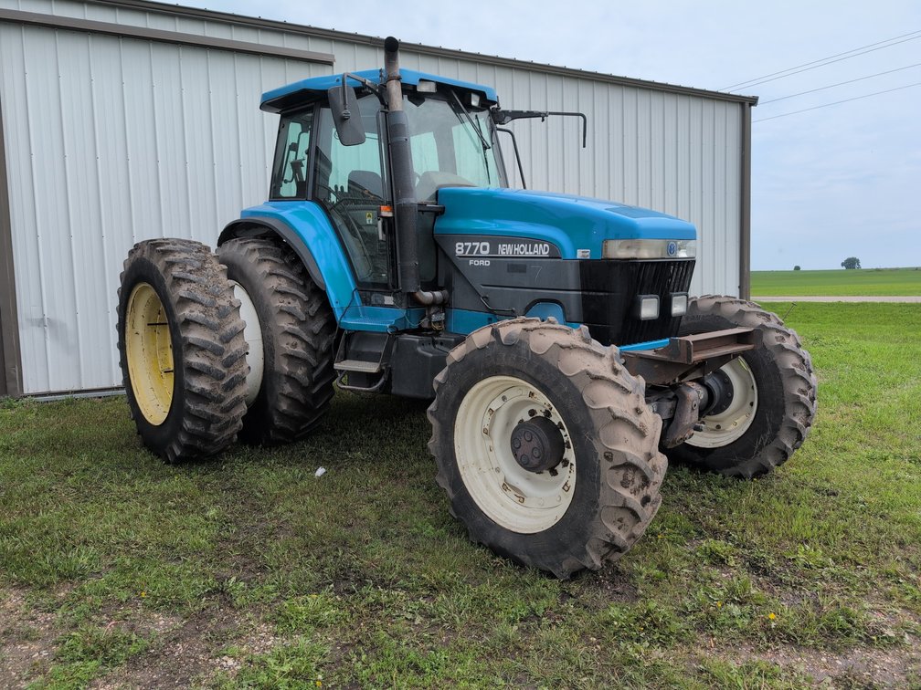 FORD NEW HOLLAND 8770 MFWD
