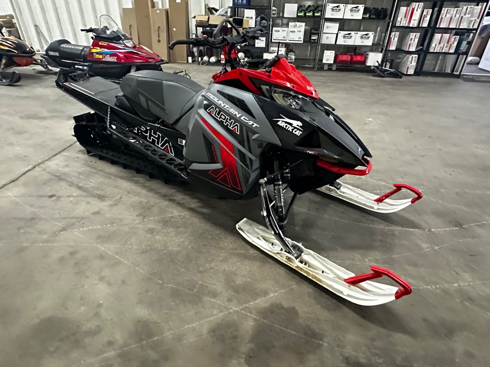 2021 ARCTIC CAT M8000 MOUNTIN CAT ALPHA 