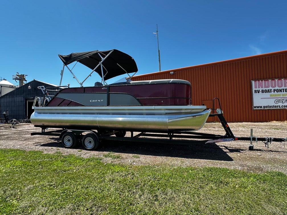 NEW 2024 CREST CLASSIC DLX 220 SLSC TRITOON