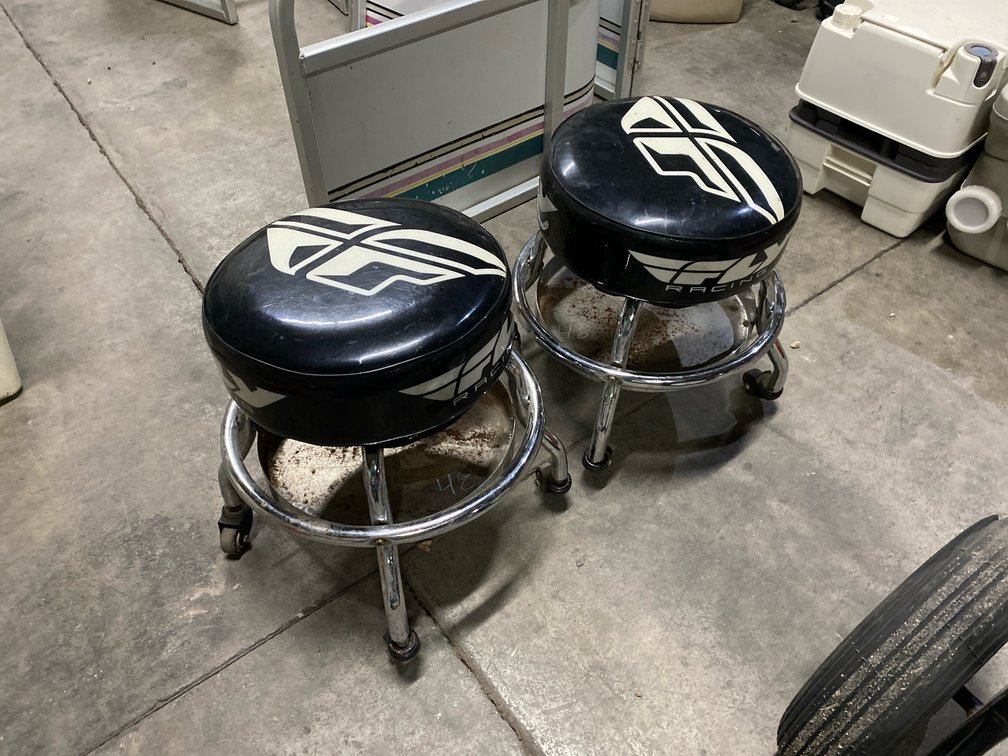 SHOP STOOLS