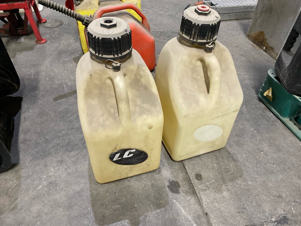 [2] FUEL JUGS
