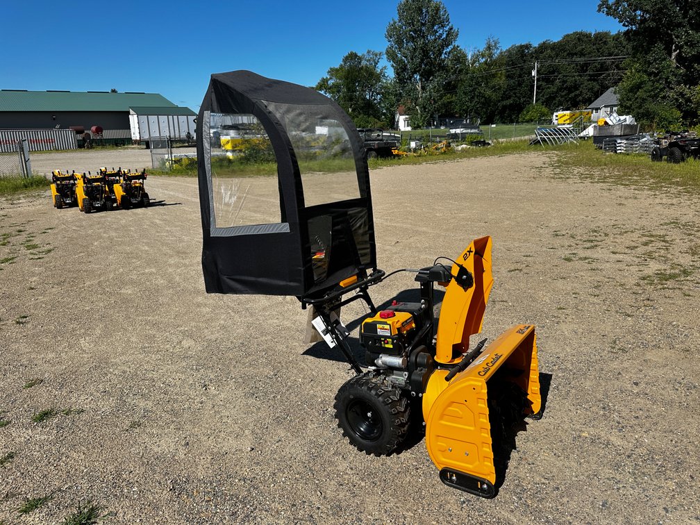 NEW CUB CADET 2X 28" INTELLIPOWER® TWO-STAGE SNOW BLOWER W/ CAB 