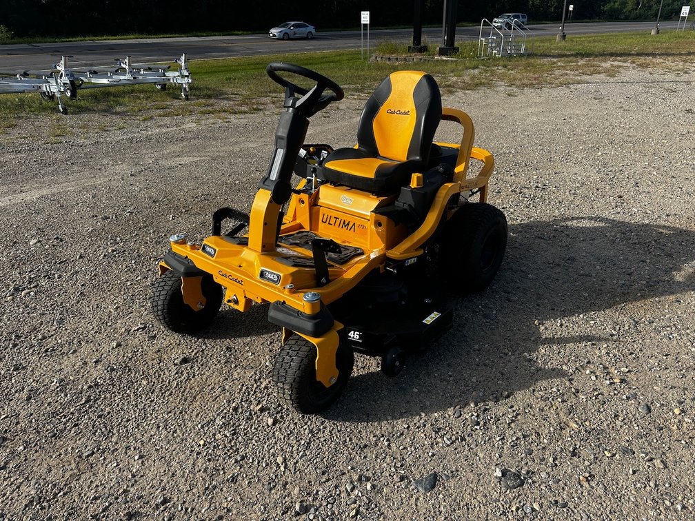 NEW 2023 CUB CADET ZTS1 46 ZERO-TURN MOWER