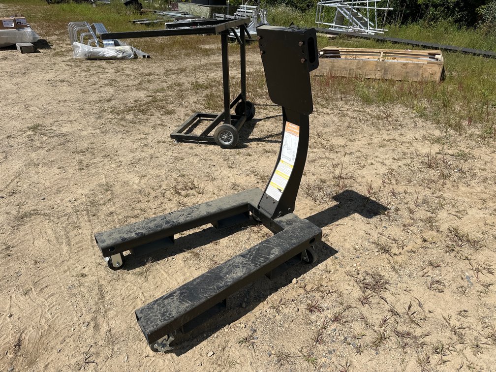 LARGE OUTBOARD MOTOR DISPALY STAND 