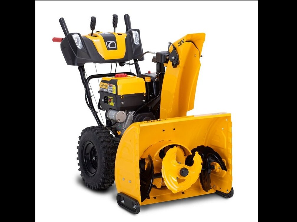 NEW IN BOX CUB CADET 3X 26" INTELLIPOWER® THREE-STAGE SNOW BLOWER 