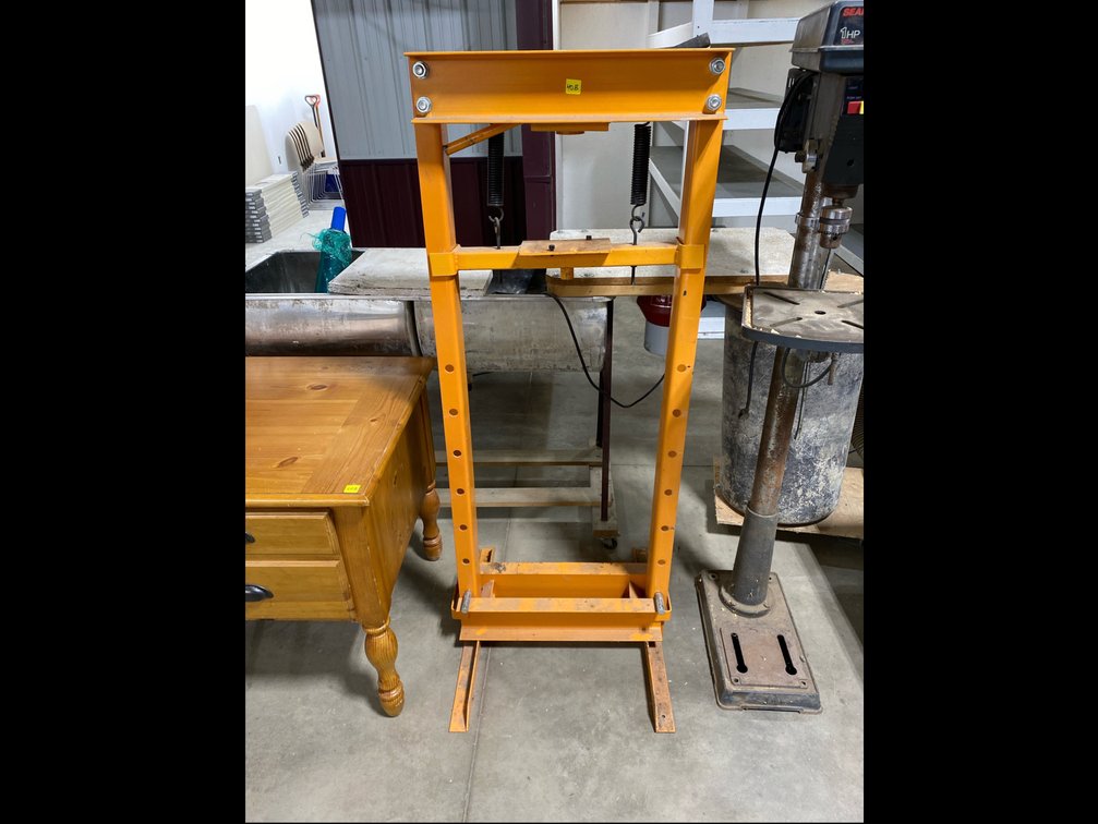 SHOP PRESS