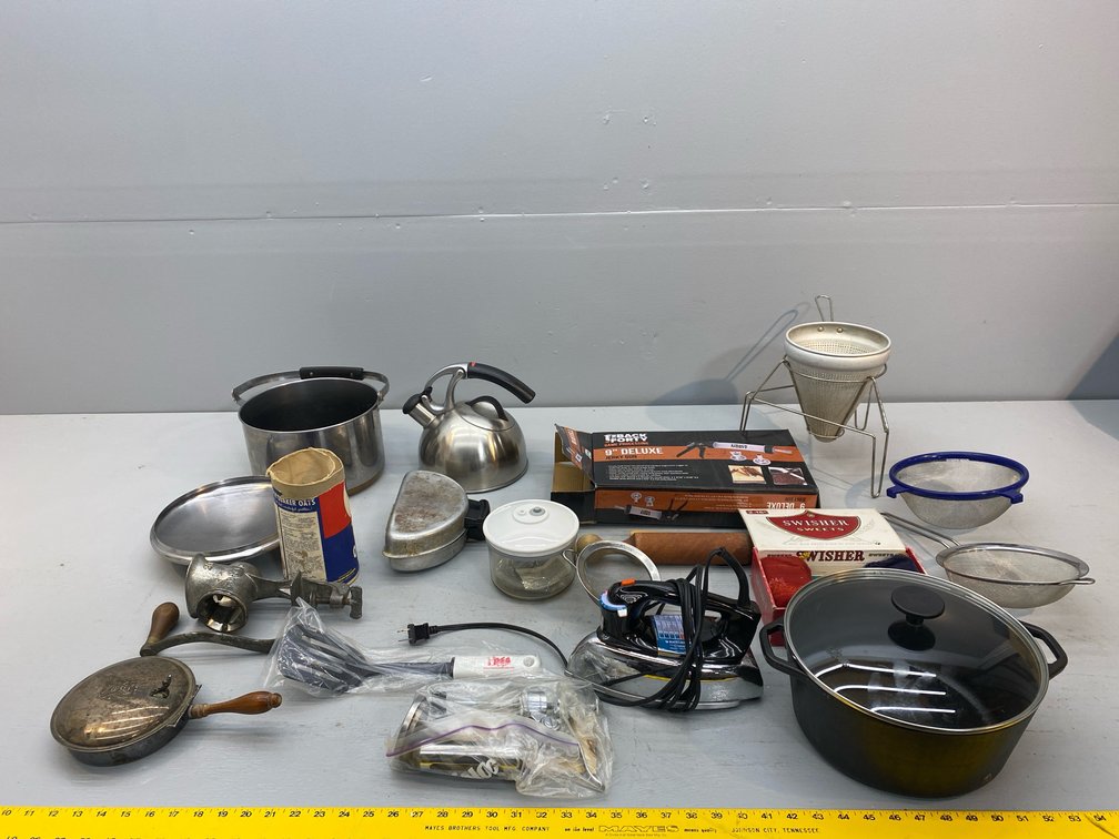 KITCHEN ITEMS