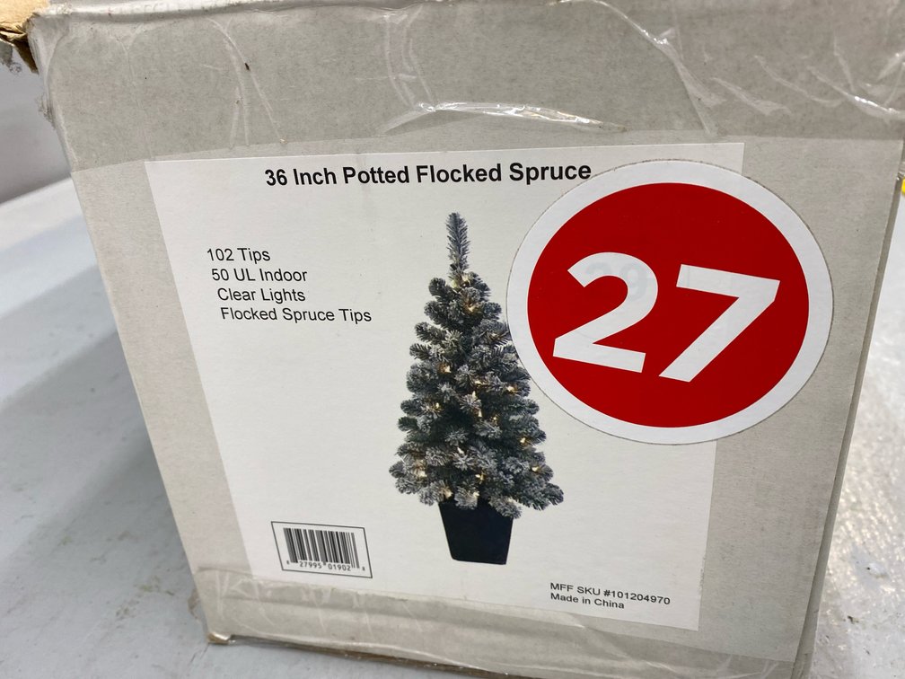 CHRISTMAS TREE