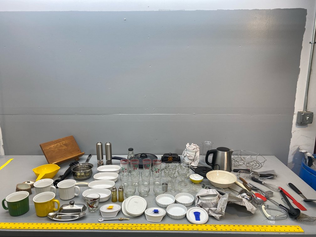 KITCHENWARE/GLASSWARE
