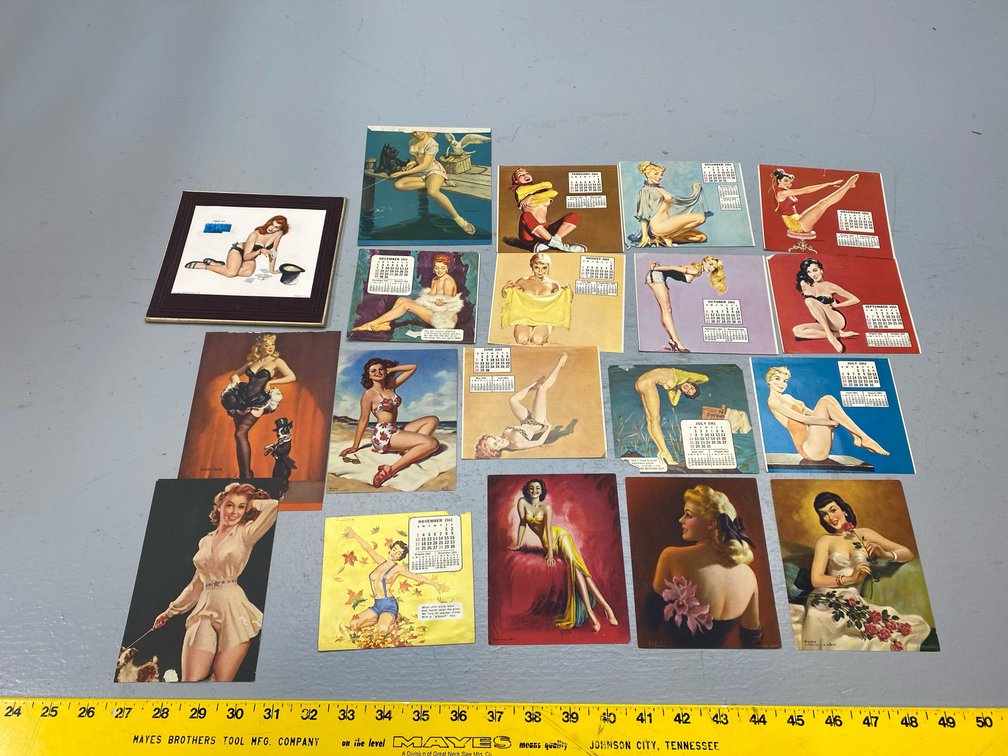 CALENDARS/POSTCARDS