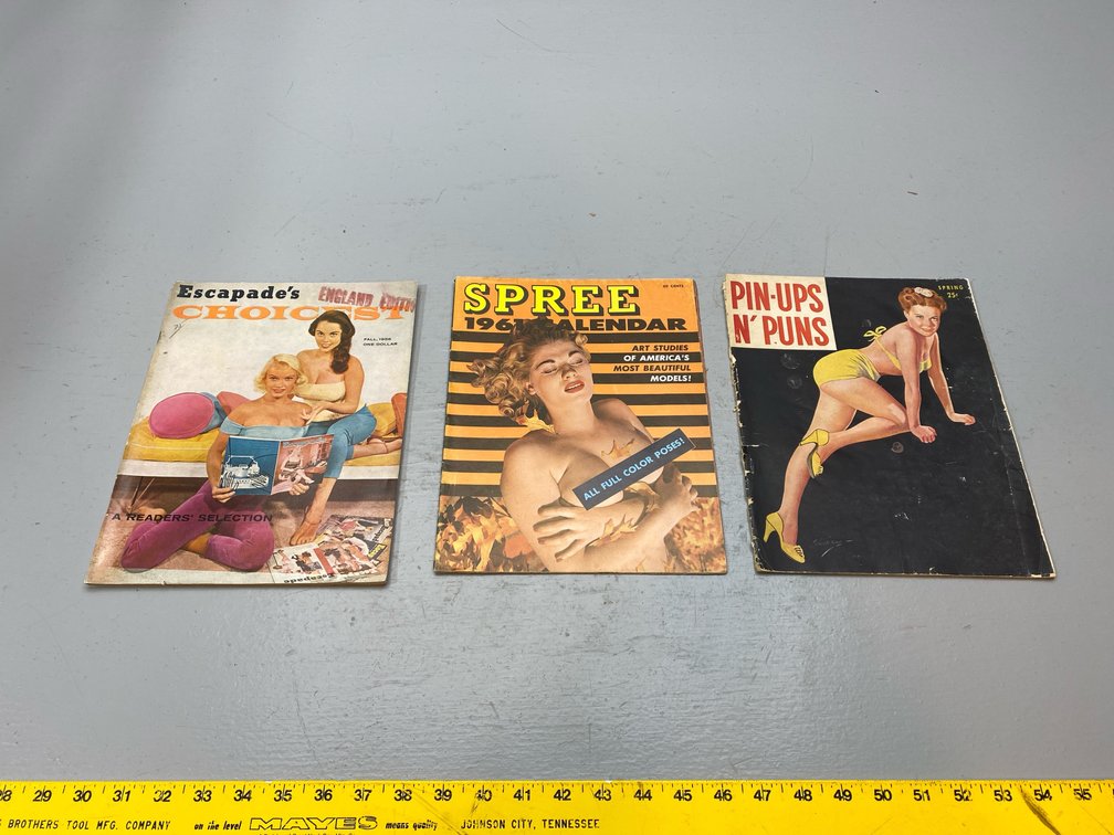 CALENDARS/MAGAZINES