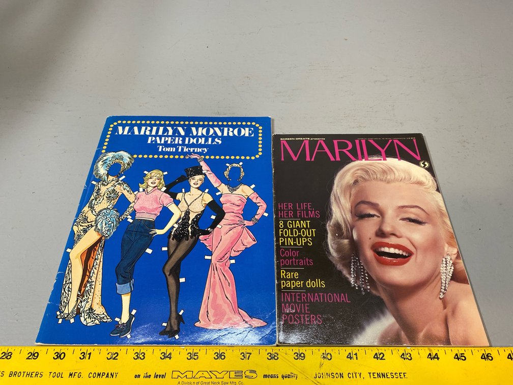 MAGAZINES