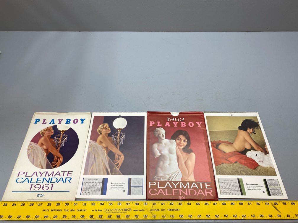 PIN UP CALENDARS