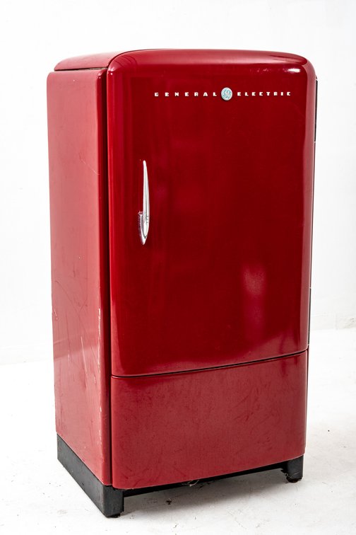 1940's General Electric Deluxe Refrigerator