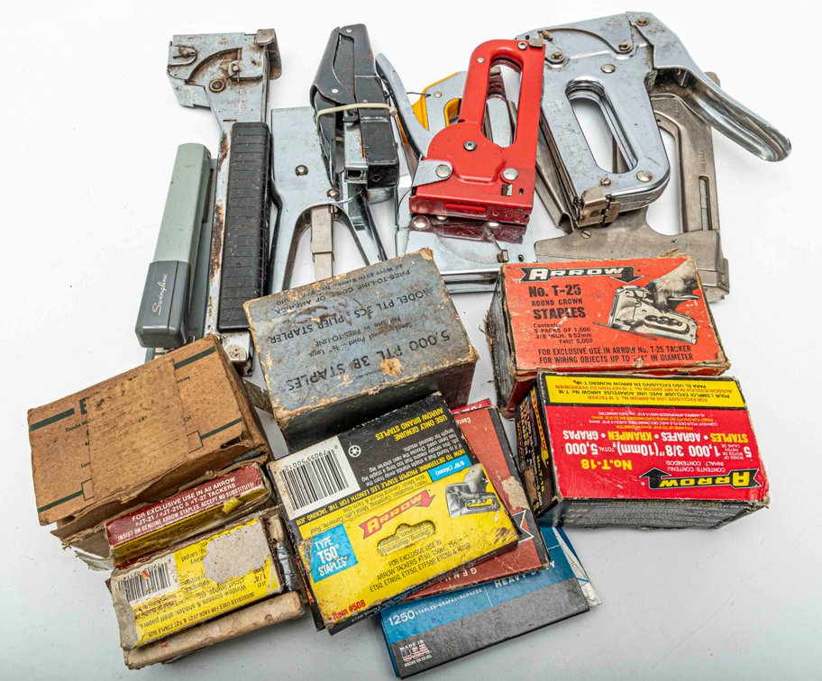 Vintage Stapler Lot w/ Staples