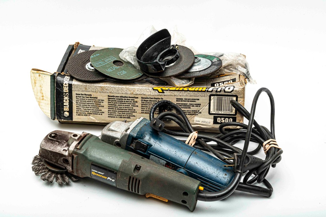 2 Angle Grinders - Corded Electric