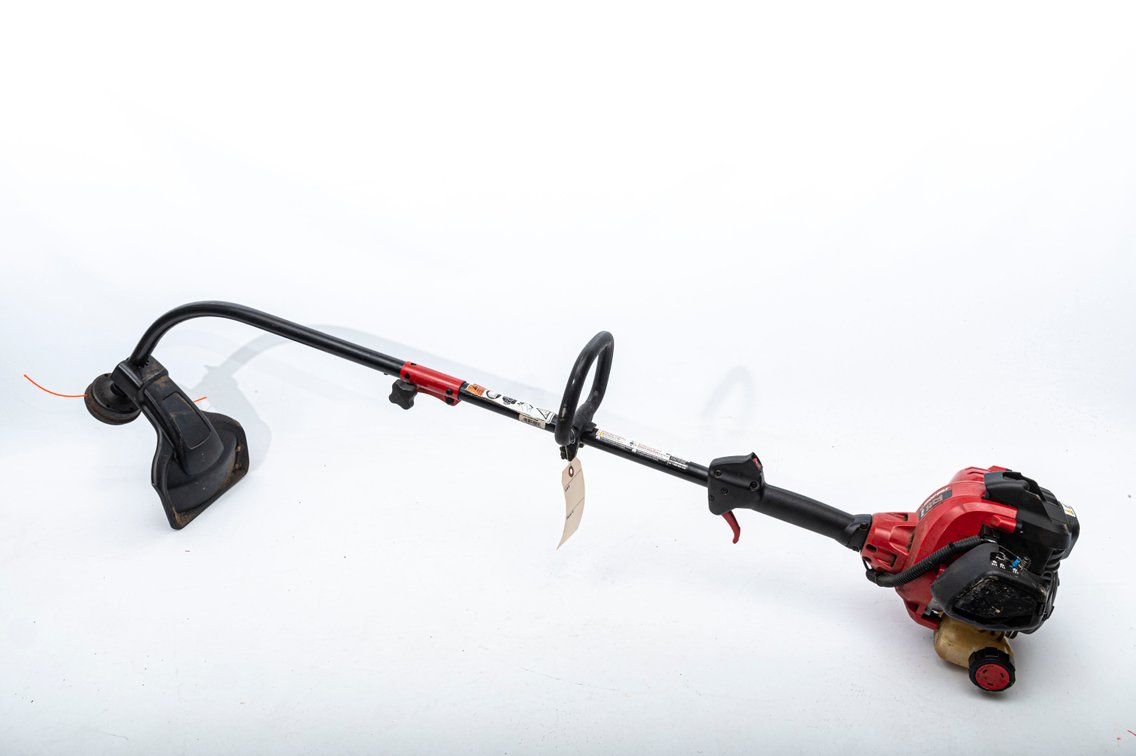 Troy Bilt 27cc Gas Powered Trimmer Model: TB21 EC