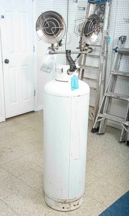70 lb. LP Gas Tank with Dual Head Heater