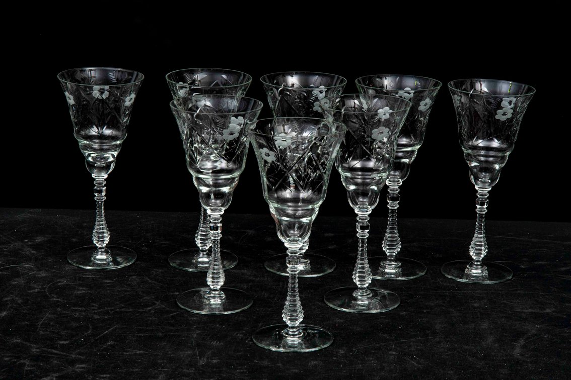 8 Floral Etched Wine Glasses