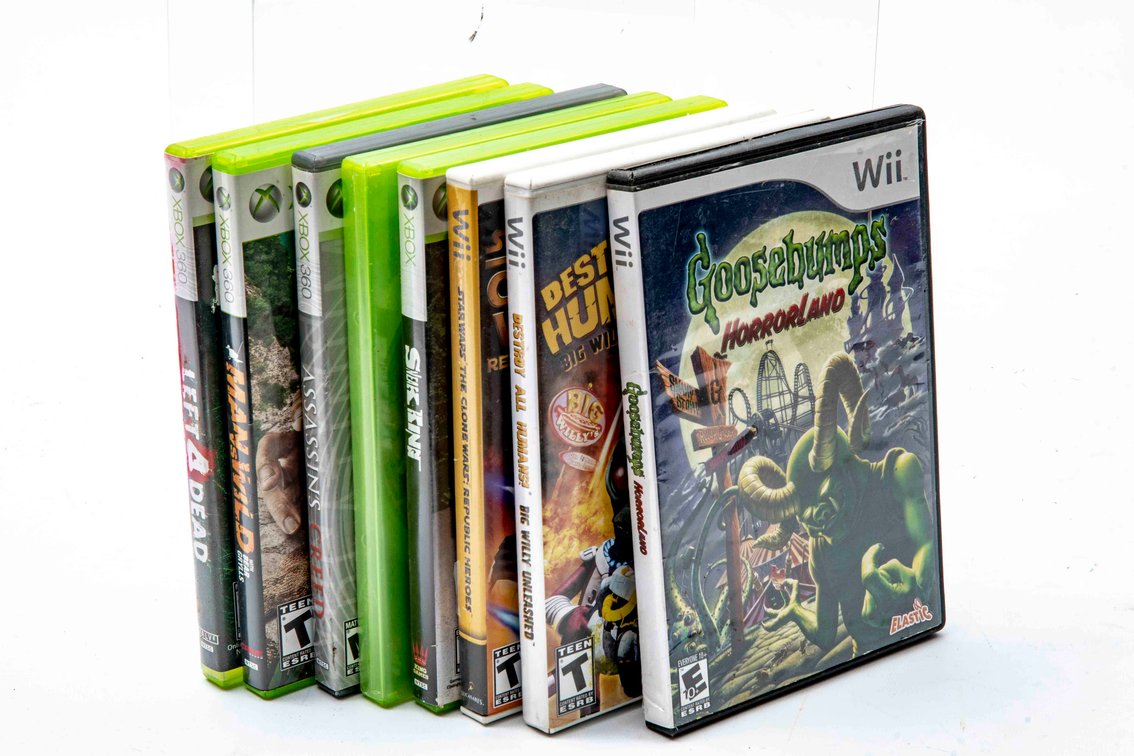Video Games: XBOX360, XBOX & Wii Games