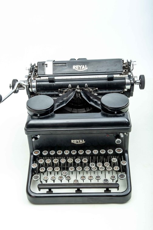 1936 Royal Typewriter- KHM- Model