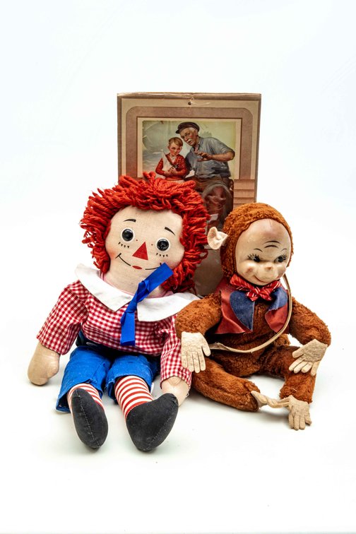 1932 Calendar, Rubber-Face Monkey, Raggedy Andy