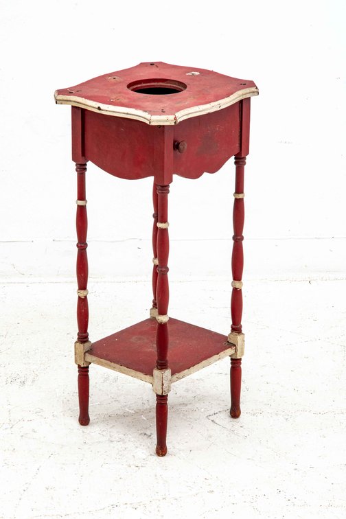 Humidor Stand w/ Ashtray Insert