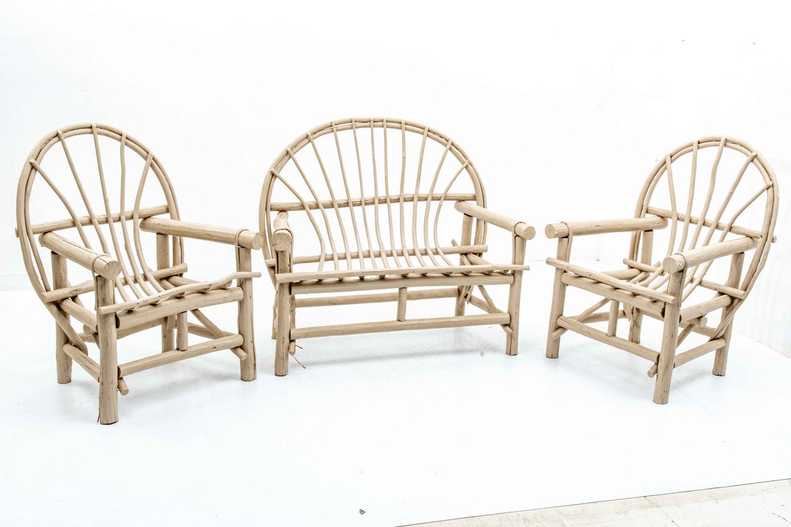 Bentwood Outdoor Patio Bench & Chairs Set