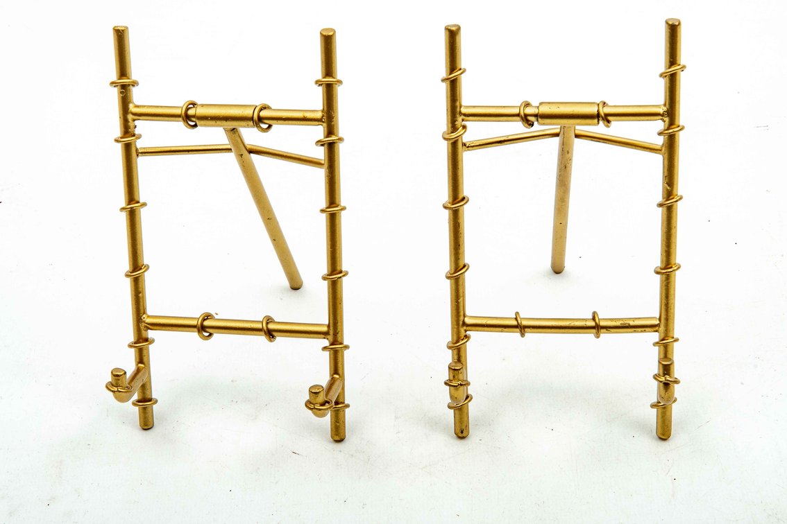 Clear, White, & More Jewelry Displays