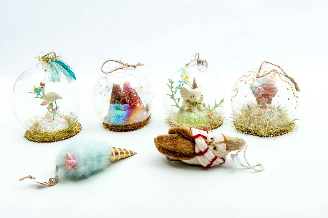 Glitterville Ornaments & More
