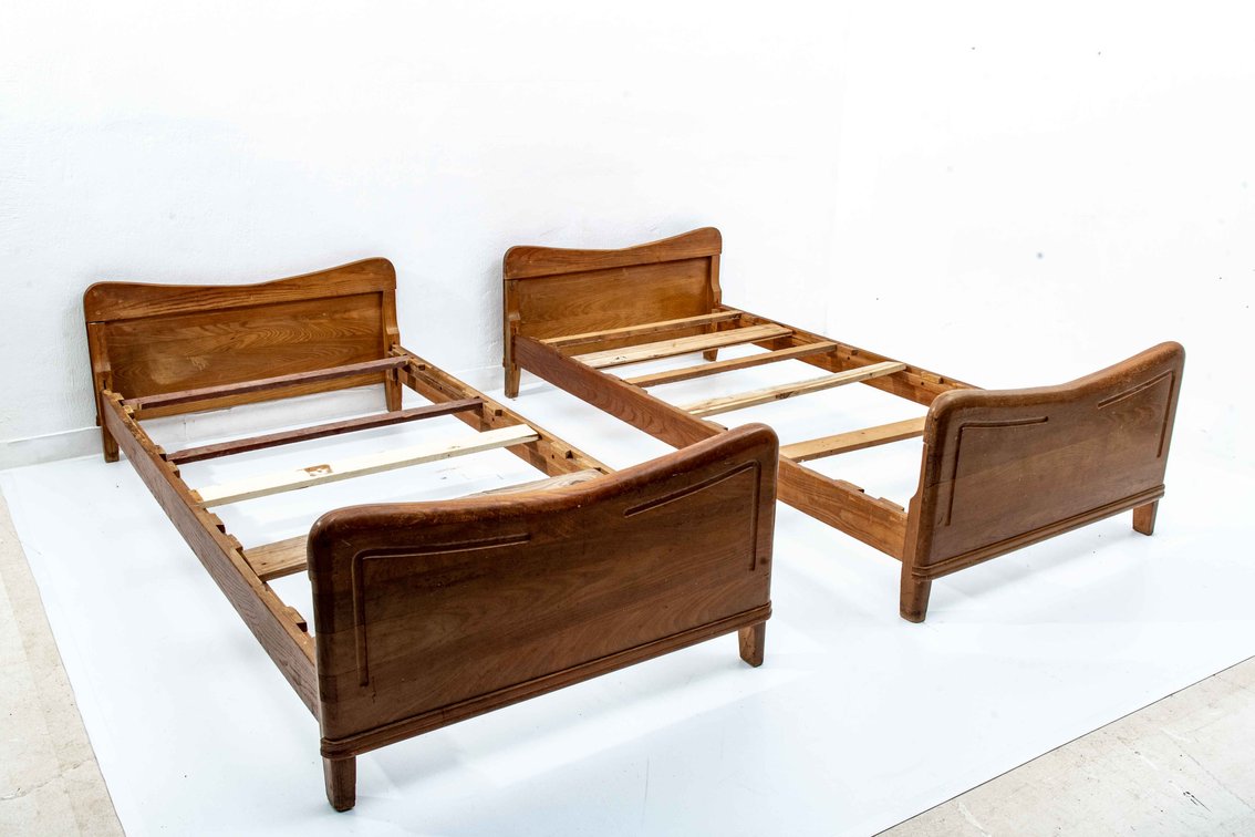 Early 1950's Oak Wood Twin Beds