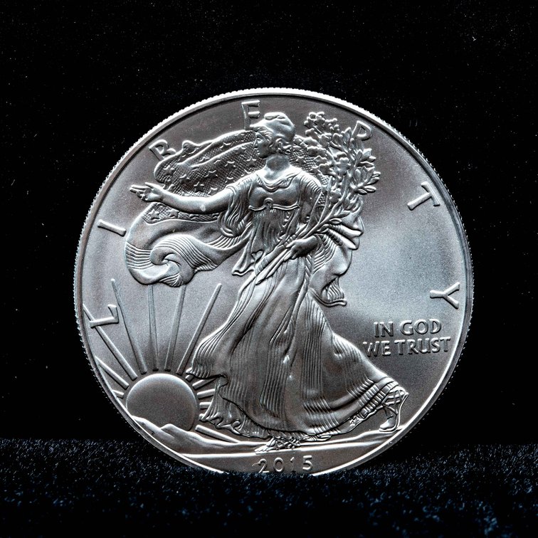 2015 Uncirculataed American Silver Eagle 1 oz Coin