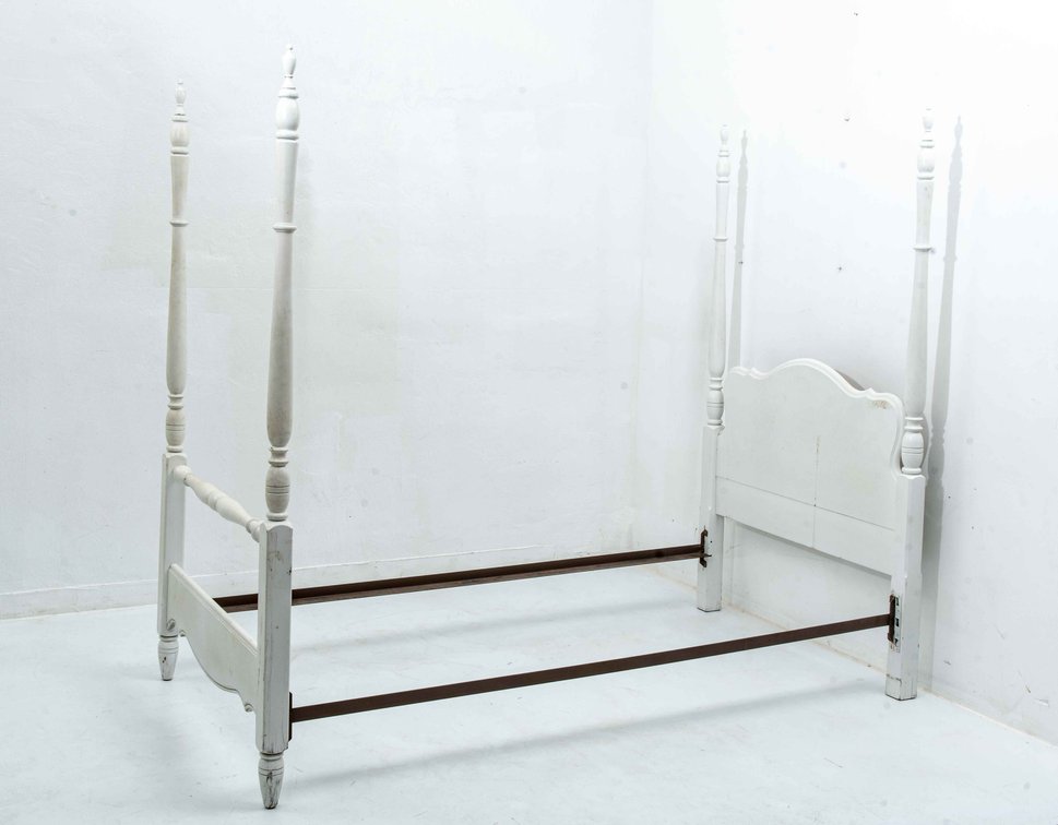 Painted White Wooden 4 Post Twin Bed