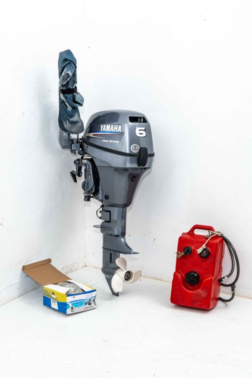 2006 Yamaha Outboard 6HP - Tiller, Fuel Tank +Prop