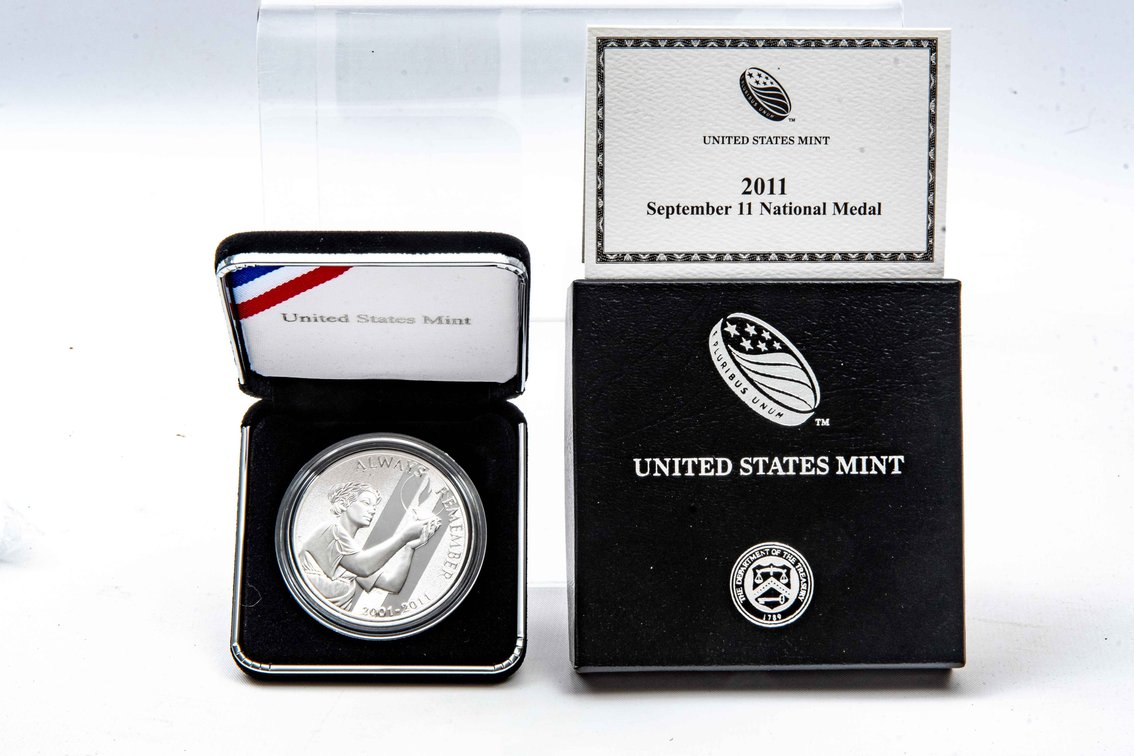 2011 Sept. 11 National Medal- 1 Oz. Silver Coin