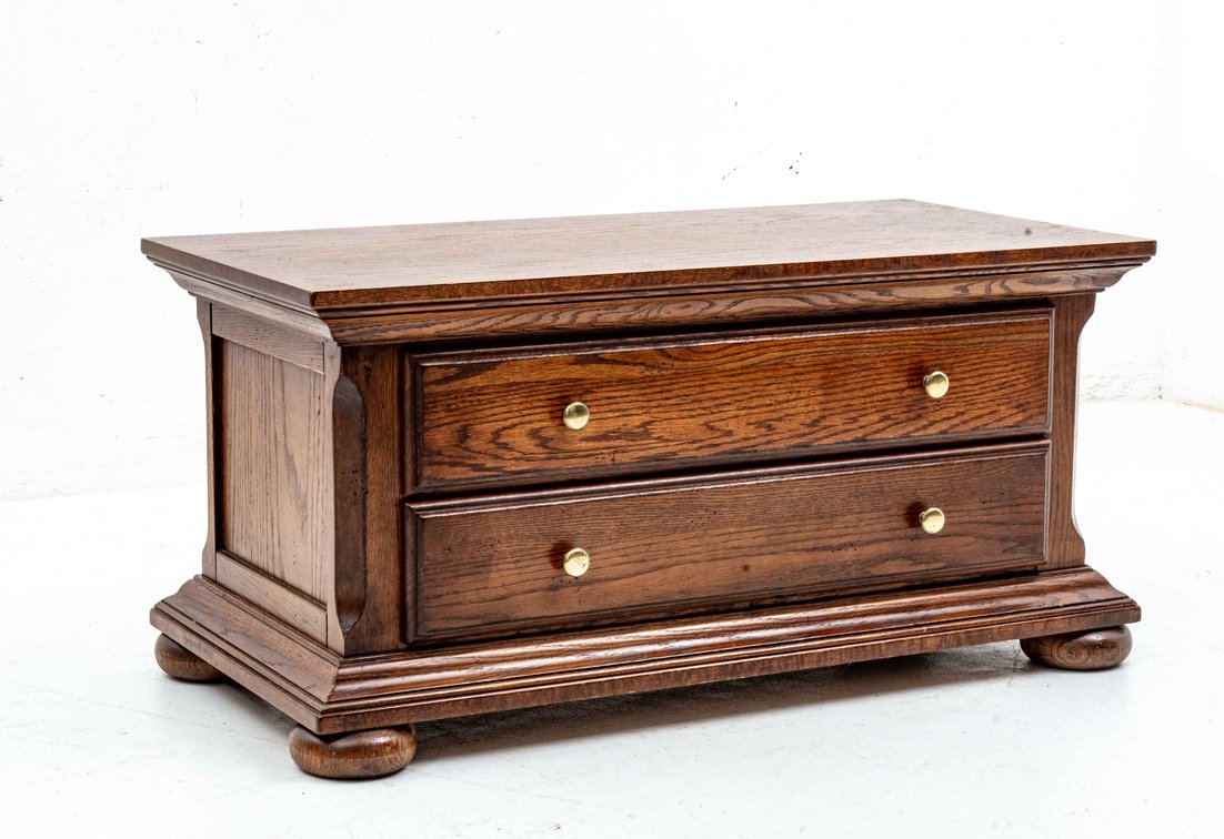 2-Drawer Coffee Table