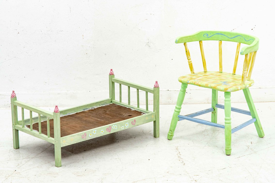 Child's Chair & Baby Doll Bed