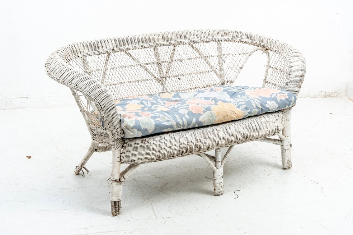 White Whicker Patio Settee