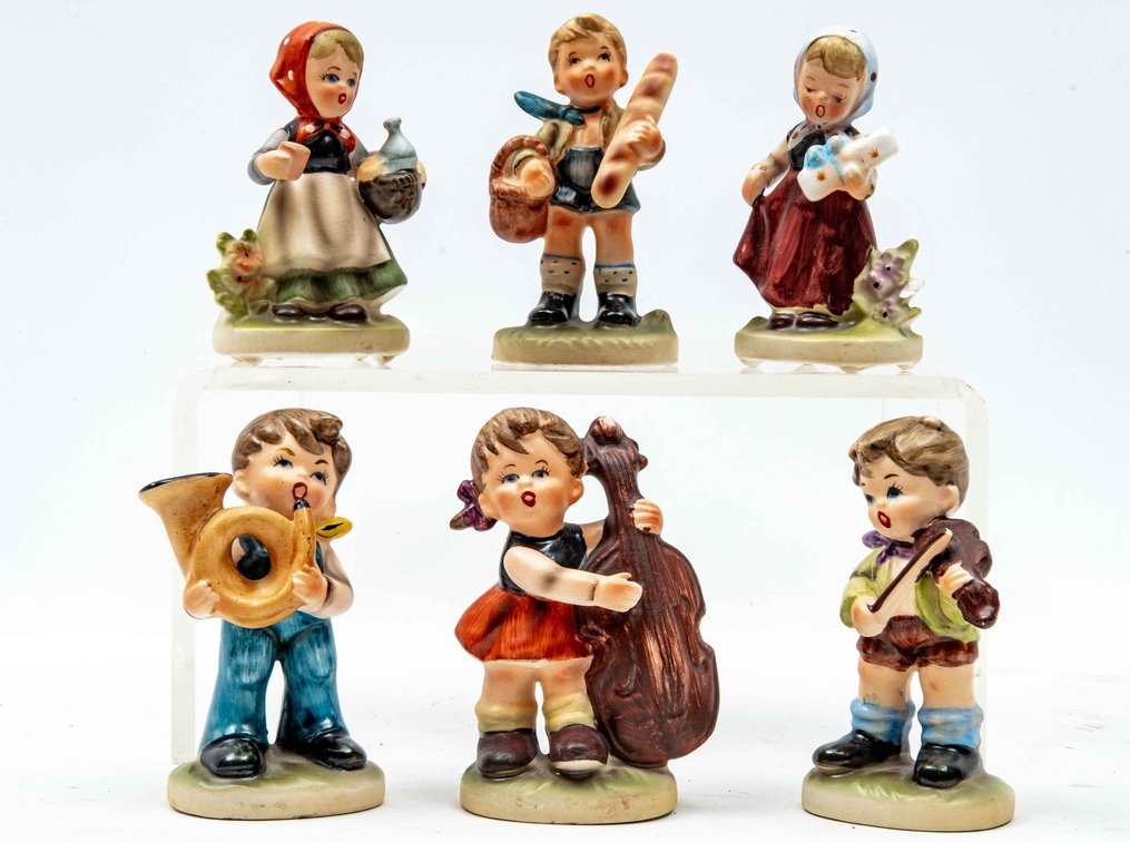 Napco- Ceramic Figurines