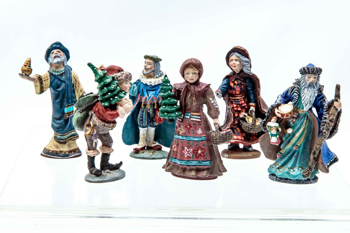 6-History Of Santa- Metal Figurines- Duncan Royale