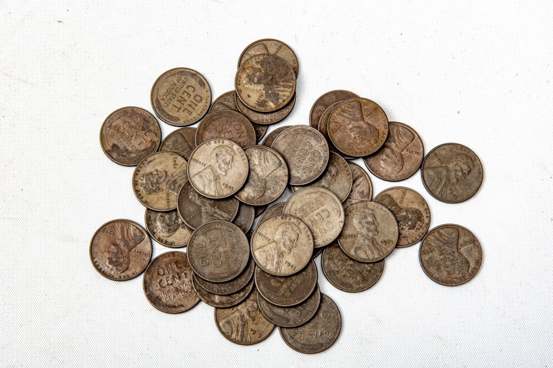 43 x 1943 Steel War Pennies