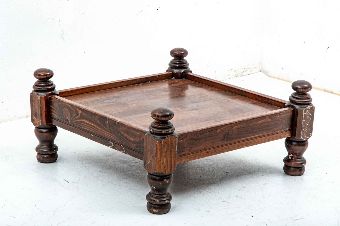 Low Coffee Table w/ Bun Corner Posts or Ottoman
