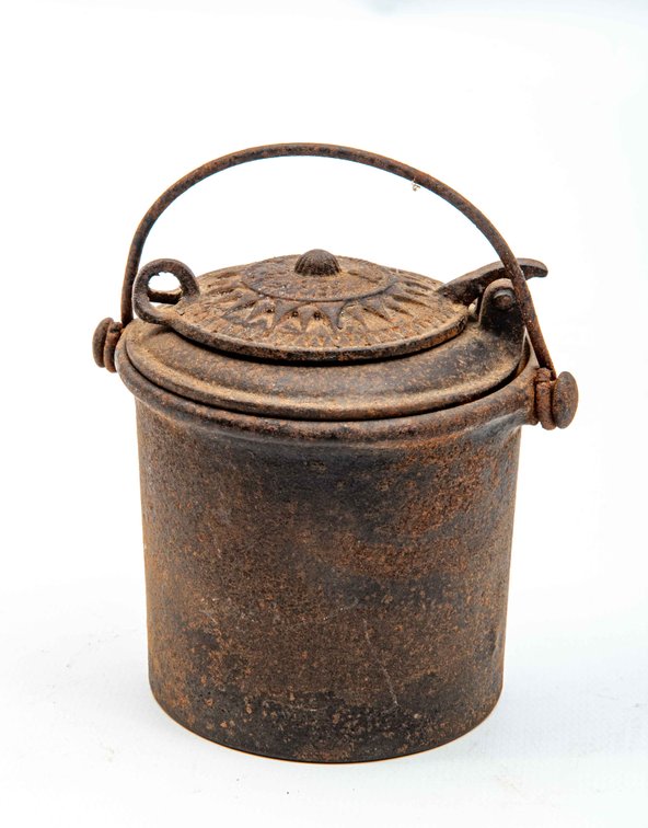 Antique Glue Smelting Pot w/ Lid & Bail Handle