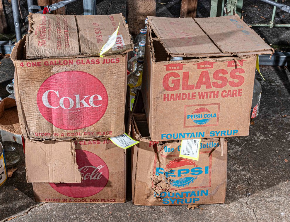 16- 1 Gal. Fountain Syrup Bottles in Boxes