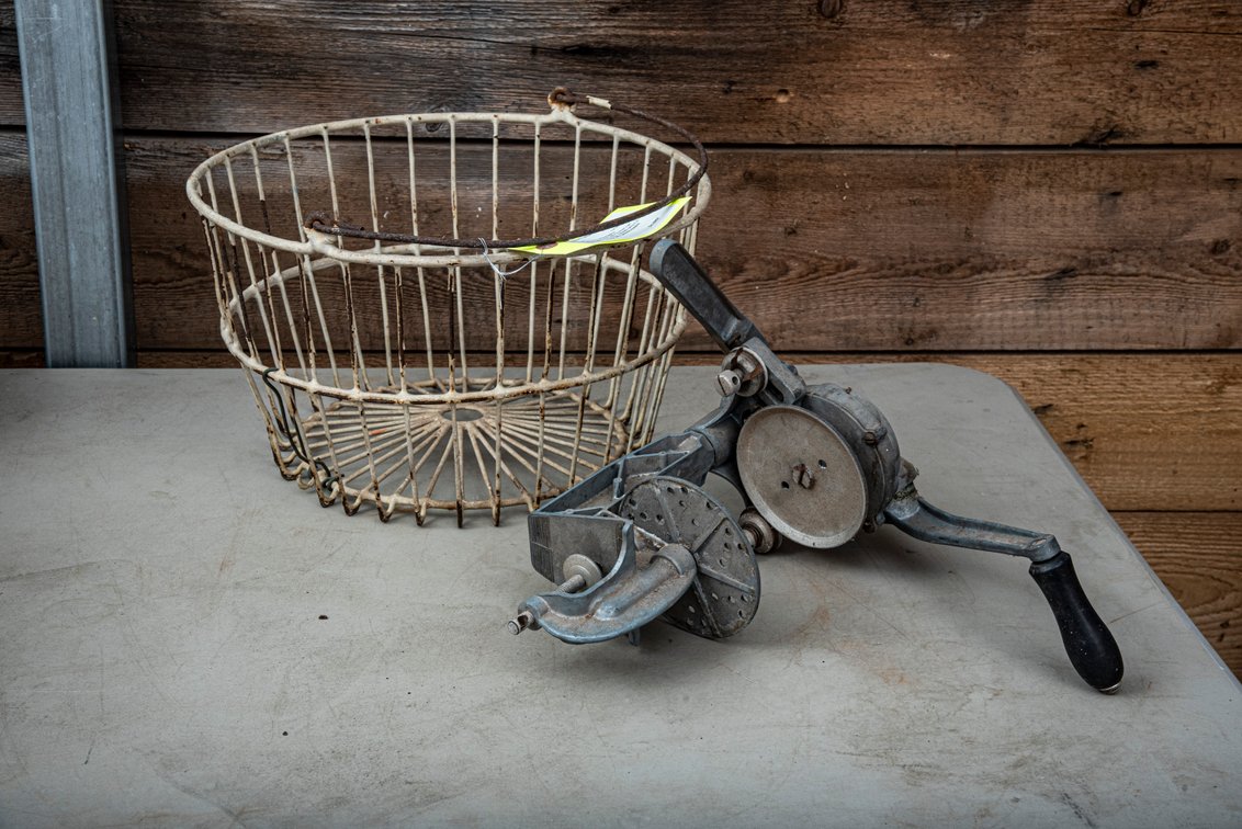 Maid of Honor Can Sealer & Wire Egg Basket