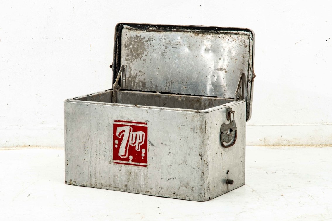 Vintage Aluminum 7UP Ice Chest