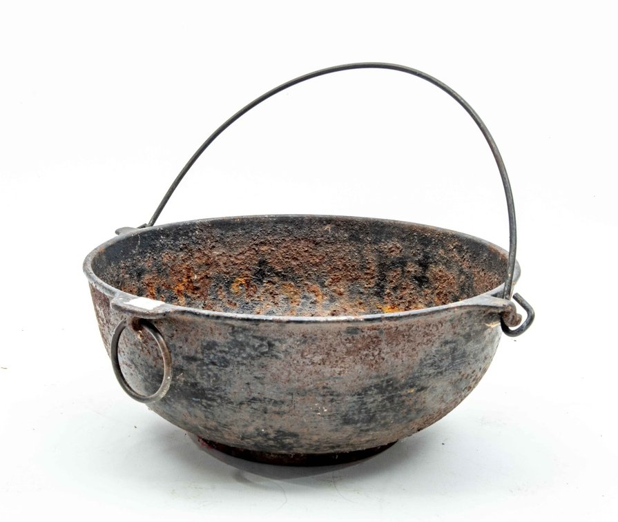 Griswold Scotch Bowl #3 Erie, PA 781 w/ holes