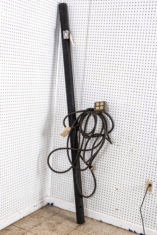 35" Extension Cord & Electrified Lamp Post